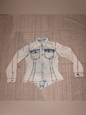 VENUS Women's Faded Full Zip Denim Jacket Size 12